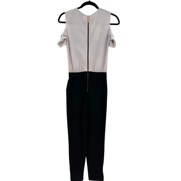 Ted Baker Toriil Ruffled Cold-Shoulder Jumpsuit Black / Gray Size 0 / US 2 - Picture 9 of 14